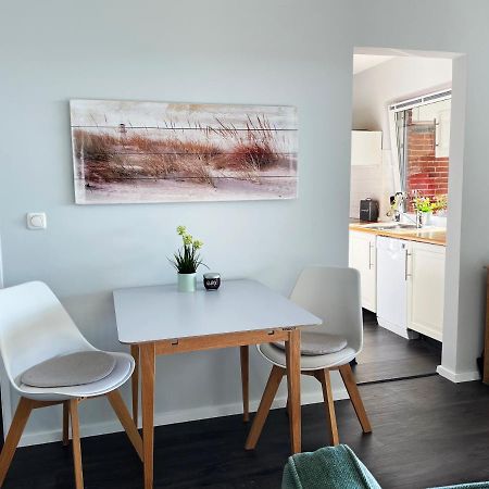 Ferienwohnung Yachthafen-Foerdeblick 글룩스부르크 외부 사진