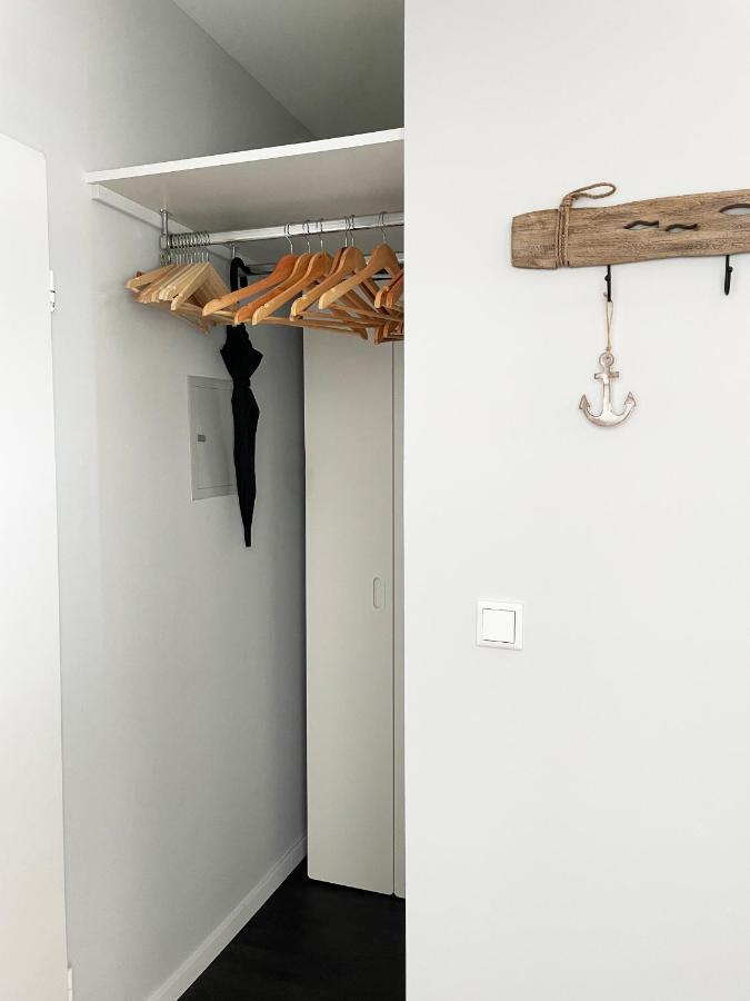 Ferienwohnung Yachthafen-Foerdeblick 글룩스부르크 외부 사진